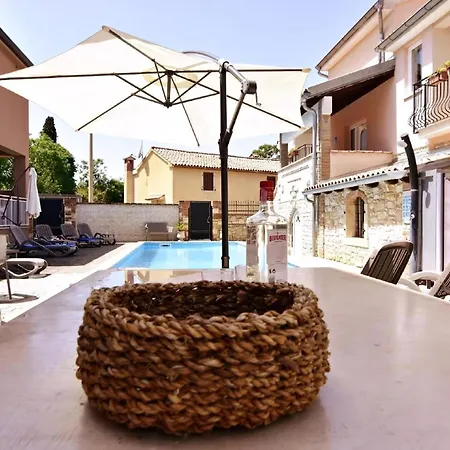 Noemi3 Apartment Porec